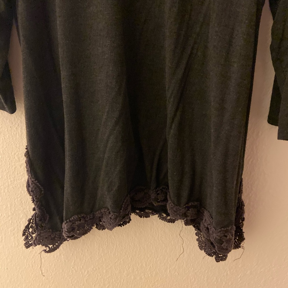 Grey Blouse - Picture 4 of 6